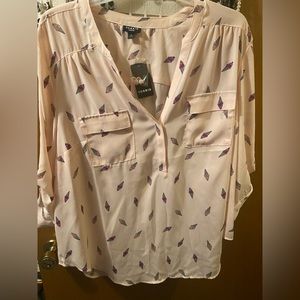 Torrid size 2 shirt